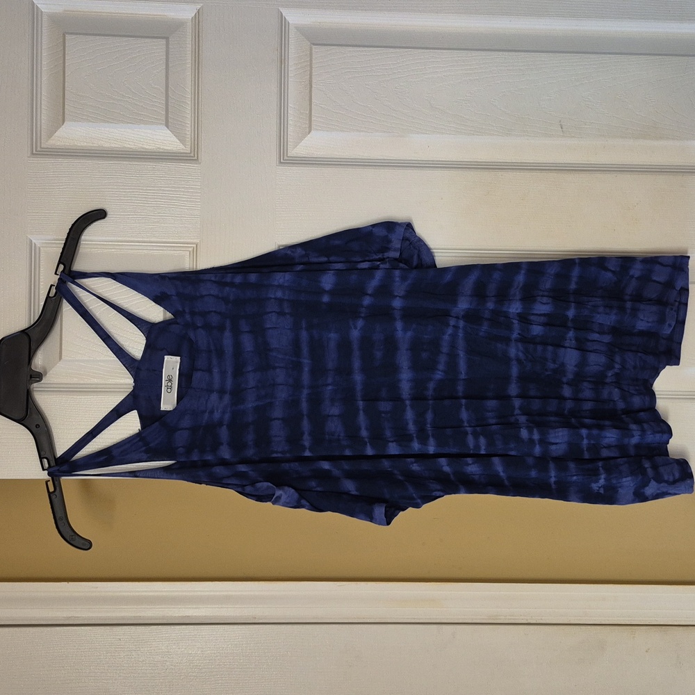 Cold shoulder top